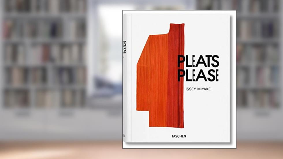 Pleats Please, do autor Midori Kitamura