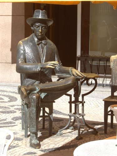 Ler Cancioneiro [Annotated] (Clássicos da Literatura Brasileira Adaptados à Reforma Ortográfica Livro 39), do autor Fernando Pessoa