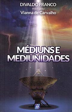 Médiuns e Mediunidades, do autor Capa Comum